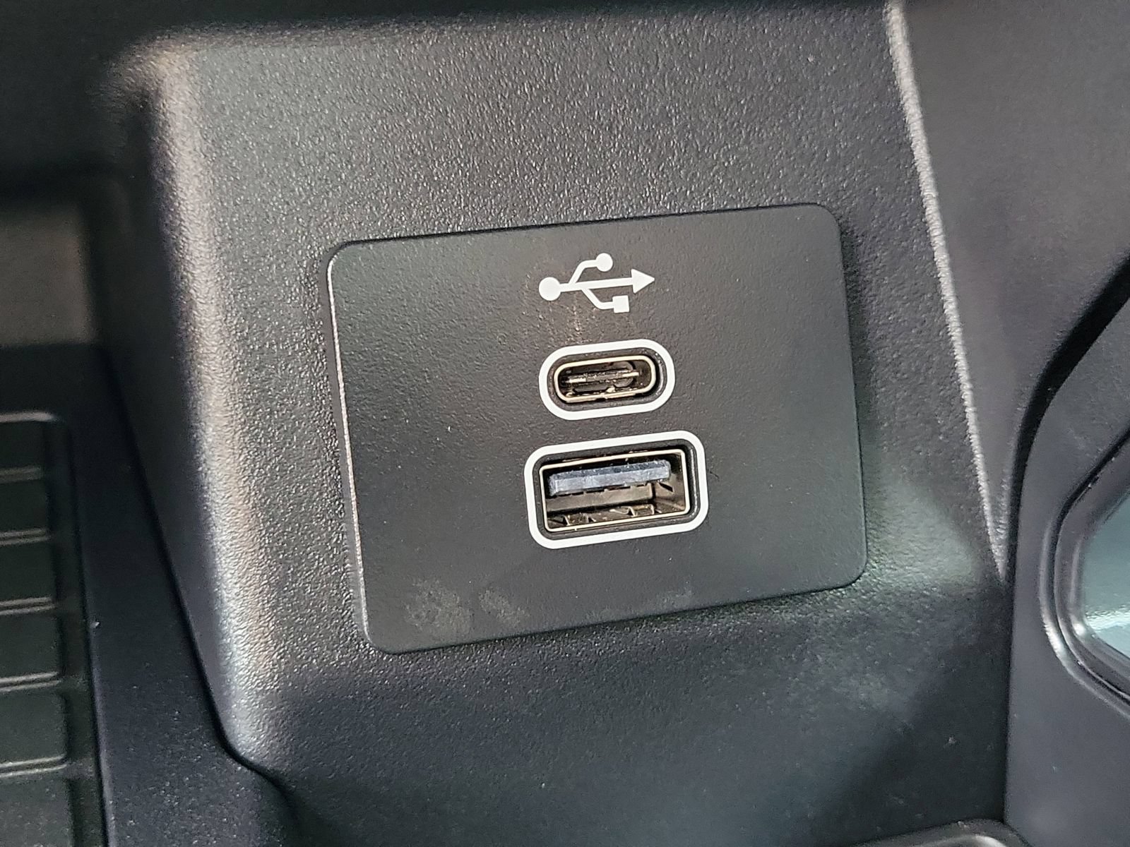 Certified 2025 Ford Ranger XLT RWD image 25