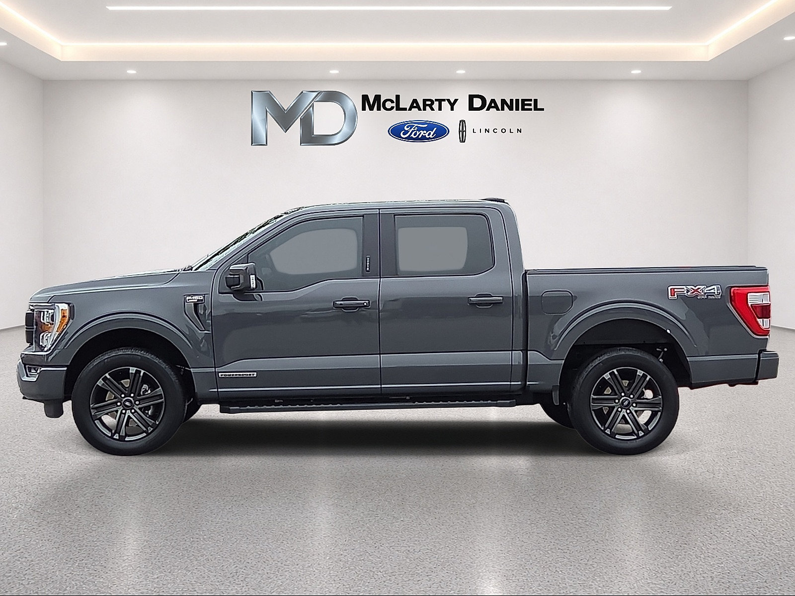 Certified 2021 Ford F150 Lariat AWD/4WD image 3