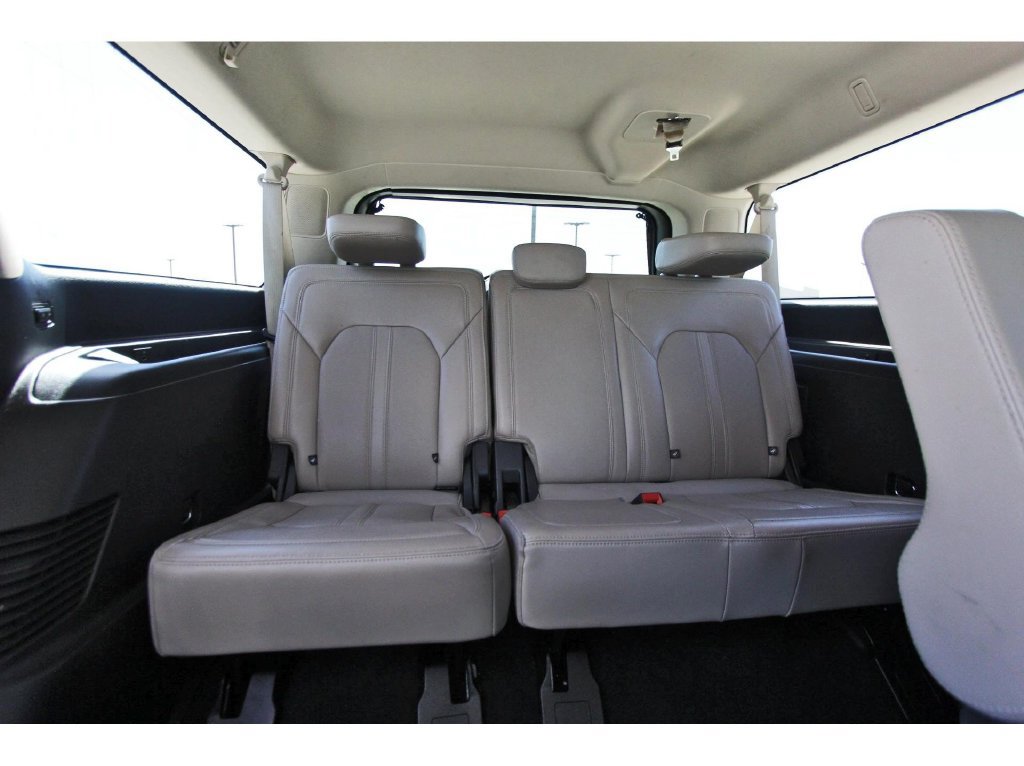 Certified 2023 Ford Expedition Max Limited RWD image 16