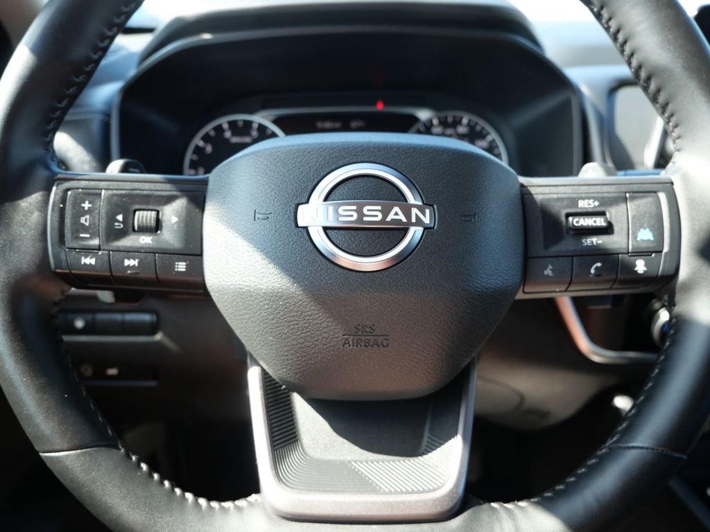 Used 2025 Nissan Rogue SV FWD image 22