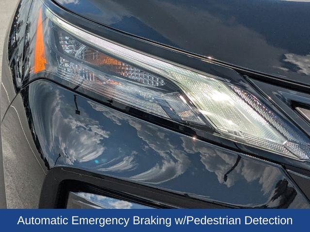 Used 2026 Nissan Rogue SV w/ Cold Weather Package FWD image 10