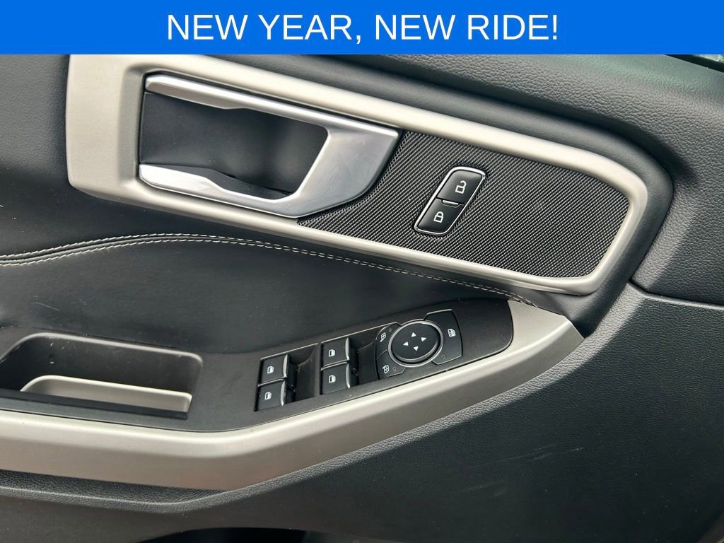 Certified 2023 Ford Explorer XLT w/ Class IV Trailer Tow Package image 13