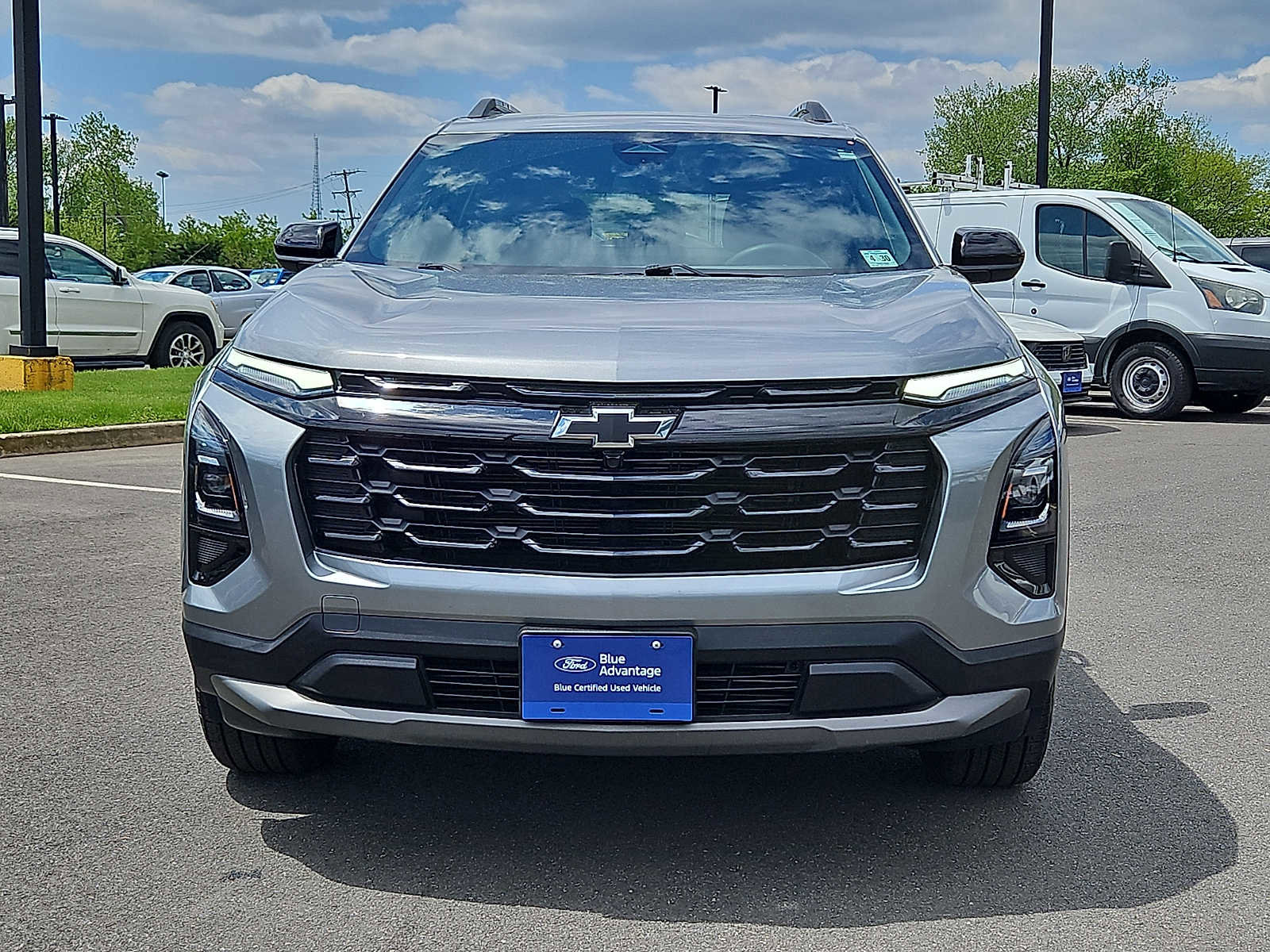 Used 2025 Chevrolet Equinox LT w/ Convenience Package II AWD/4WD image 2