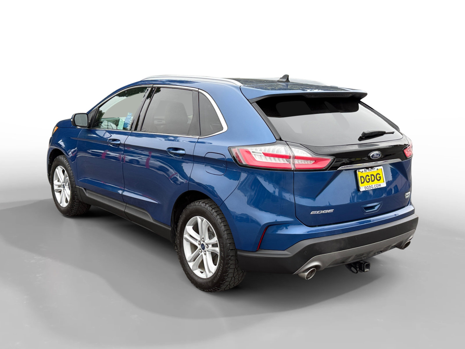 Certified 2020 Ford Edge SEL w/ Convenience Package AWD/4WD image 3