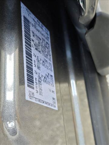 Used 2025 Nissan Rogue SL FWD image 23