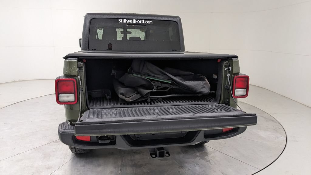 Used 2022 Jeep Gladiator Overland w/ Dual Top Group AWD/4WD image 7