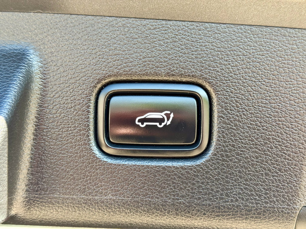 Used 2021 Kia Telluride SX w/ Nightfall Edition Package AWD/4WD image 20