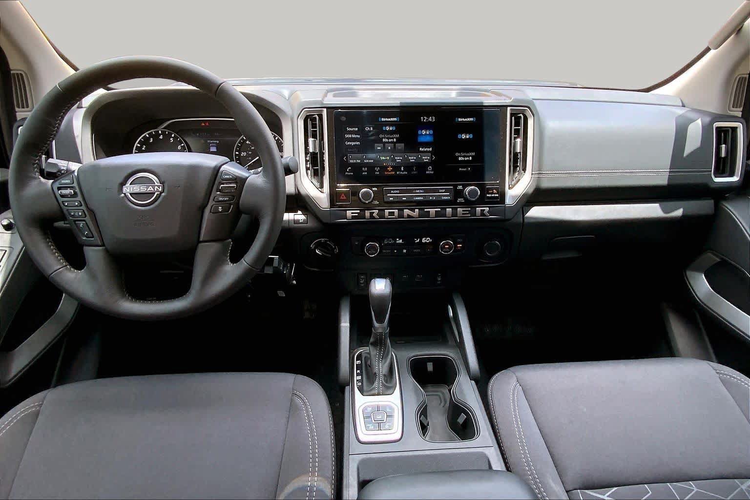 Used 2026 Nissan Frontier SV w/ All-Weather Content Package AWD/4WD image 16