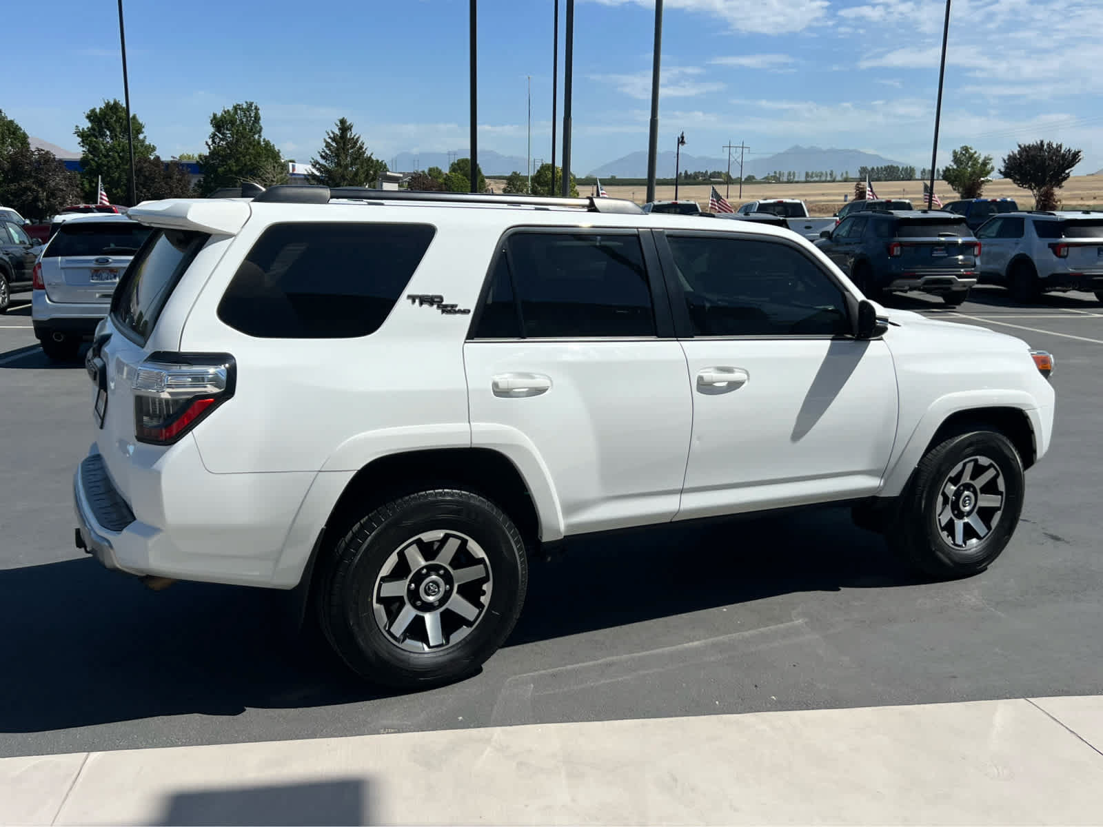 Used 2023 Toyota 4Runner TRD Off-Road Premium w/ Off Road Premium Plus Package AWD/4WD image 7