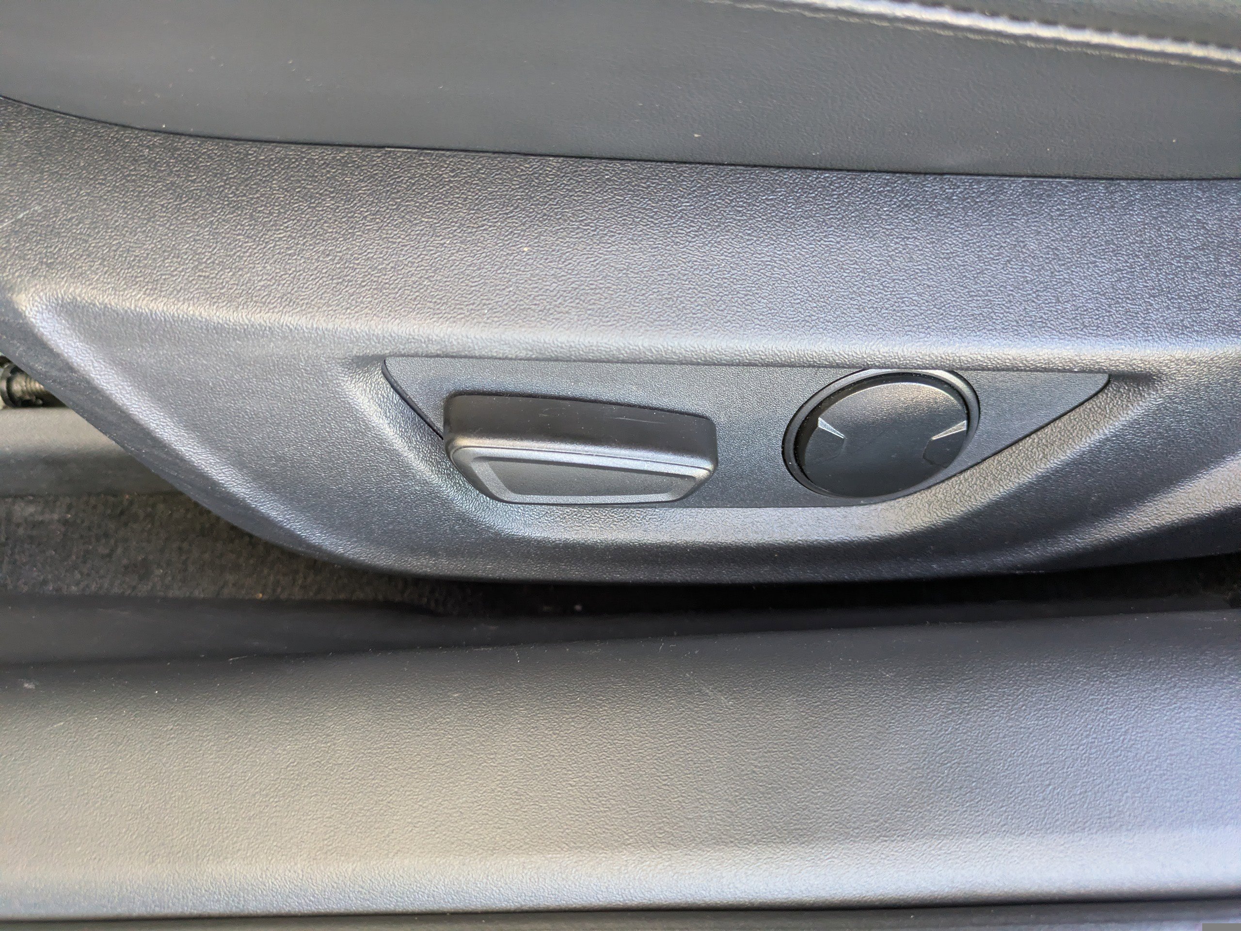 Certified 2025 Ford Mustang Premium RWD image 18
