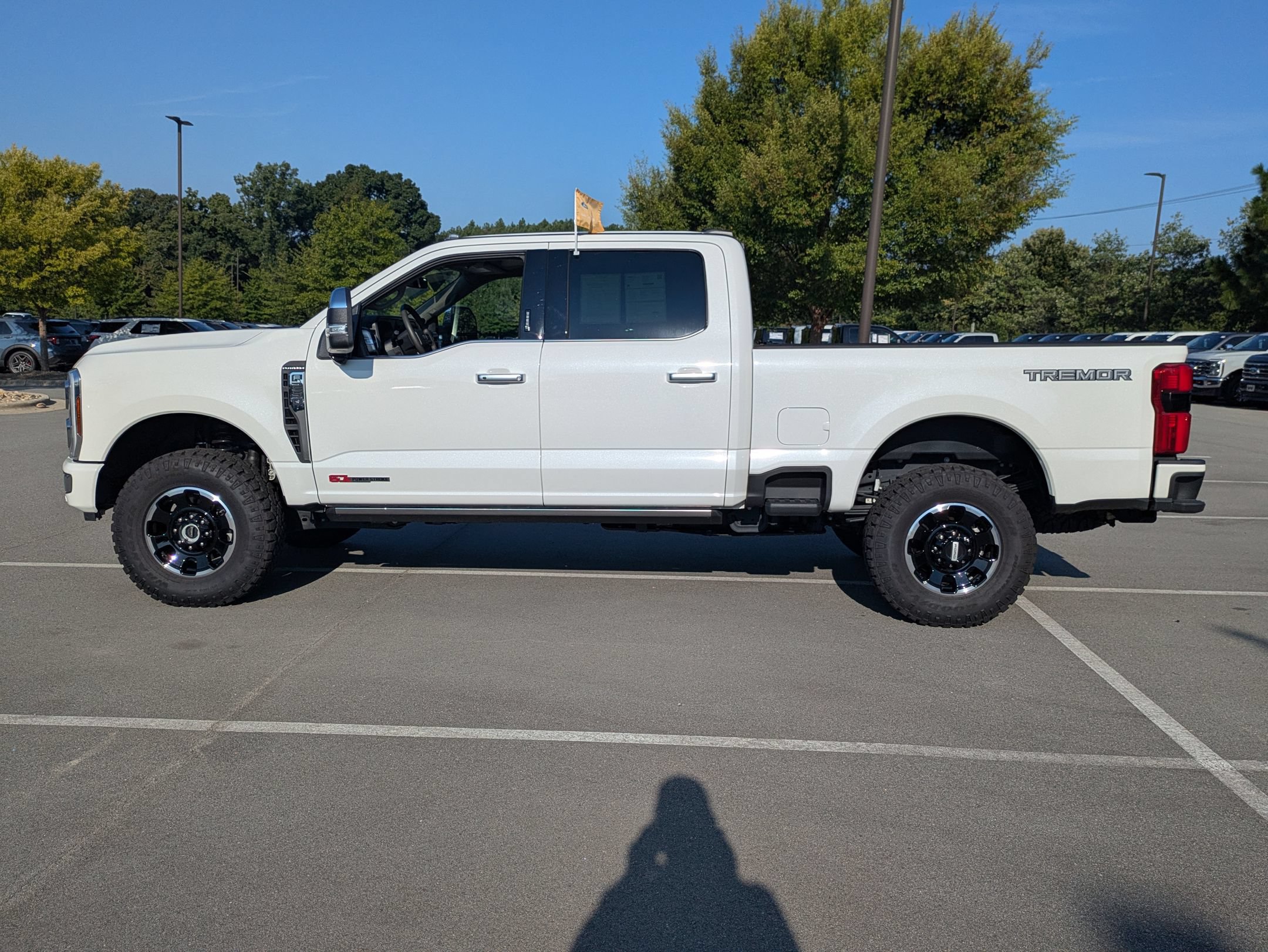 Certified 2026 Ford F250 Platinum w/ Platinum Plus Package AWD/4WD image 7
