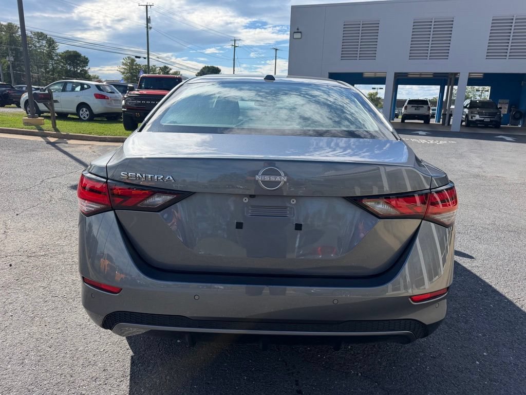Used 2025 Nissan Sentra SV FWD image 4