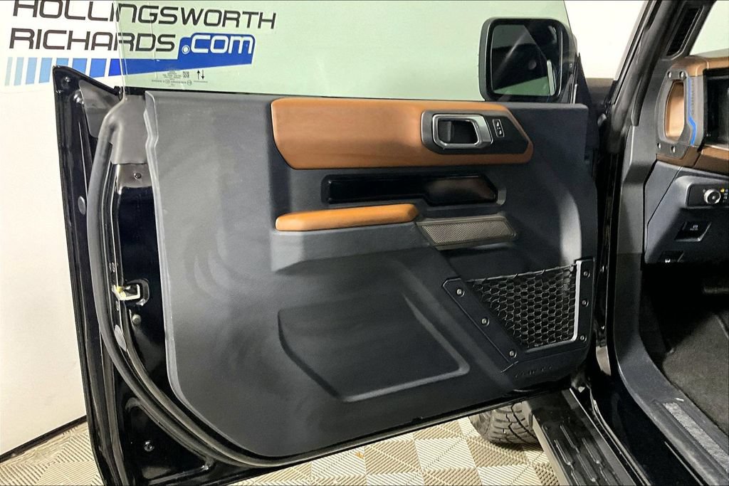 Certified 2022 Ford Bronco Outer Banks w/ Sasquatch Package AWD/4WD image 18