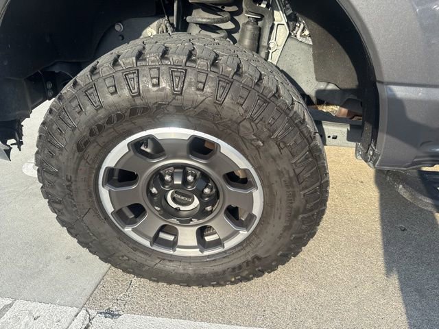 Certified 2024 Ford F250 XLT w/ Tremor Off-Road Package image 14