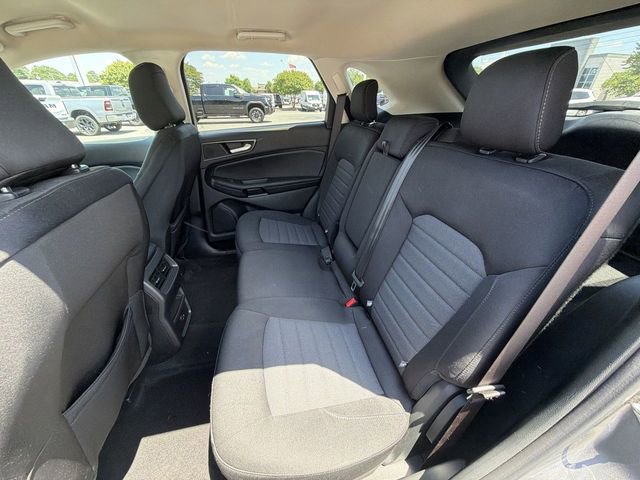 Certified 2022 Ford Edge SE w/ Black Appearance Package AWD/4WD image 25