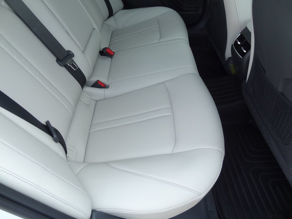 Used 2026 Hyundai Sonata Limited FWD image 12