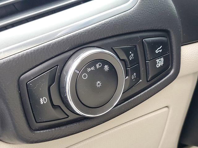 Certified 2024 Ford Edge Titanium AWD/4WD image 12