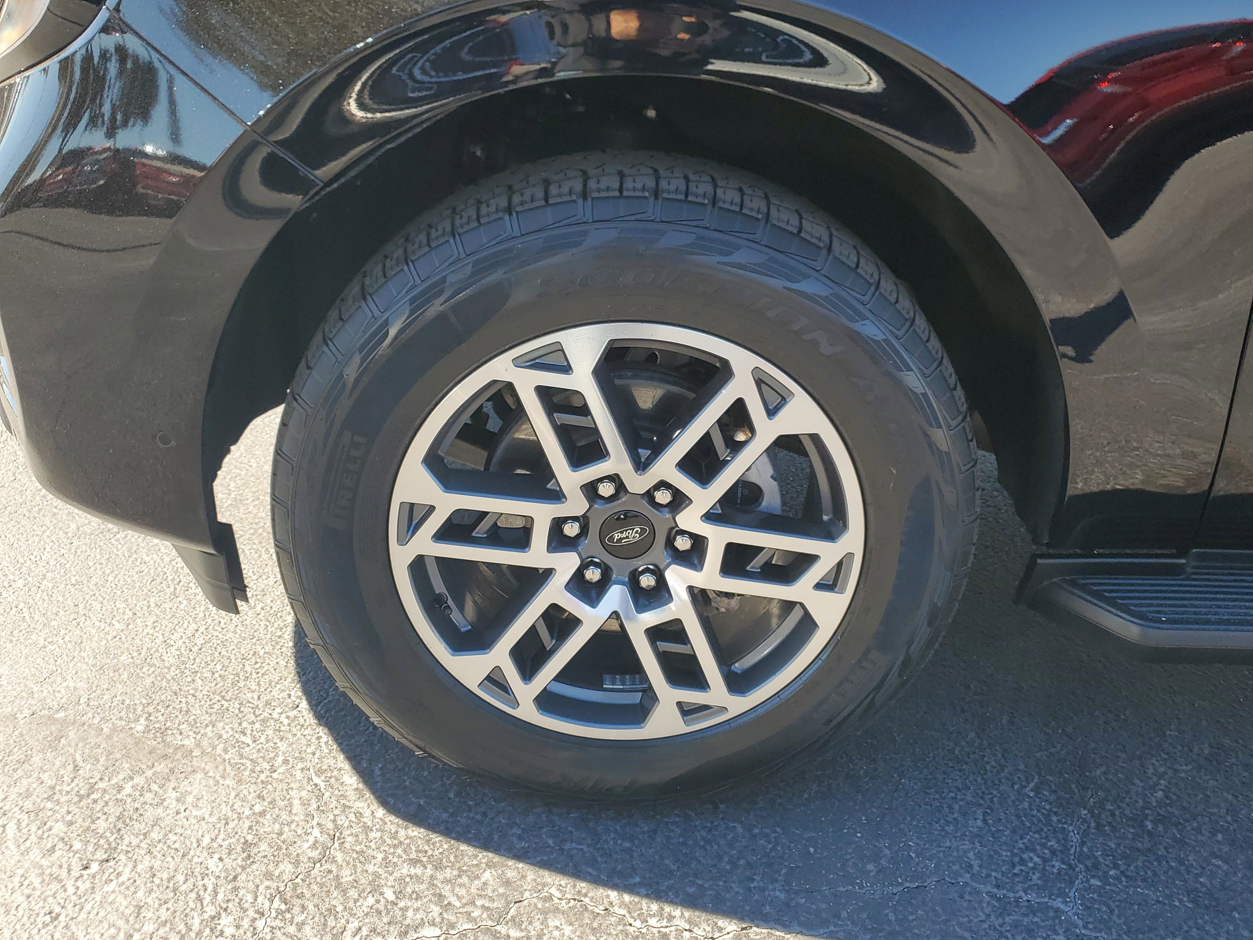 Certified 2025 Ford Expedition Max Active image 8