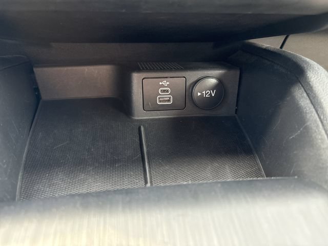 Certified 2025 Ford Escape ST-Line Select AWD/4WD image 41