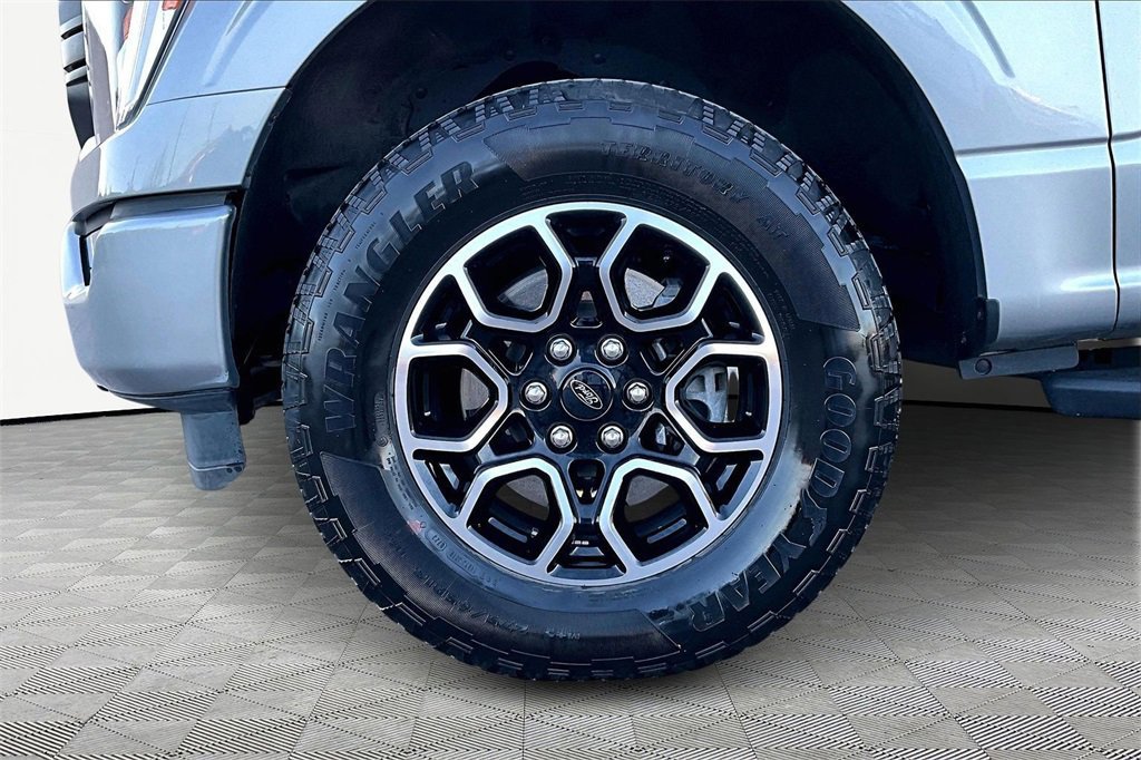 Certified 2023 Ford F150 XLT w/ Equipment Group 302A High image 11