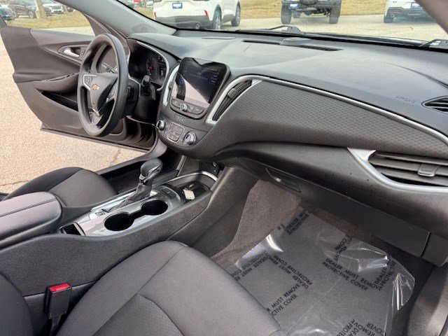 Used 2023 Chevrolet Malibu LT image 33