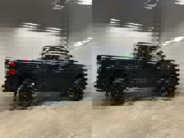 Used 2021 Toyota Tundra SR5 w/ SX Package image 5