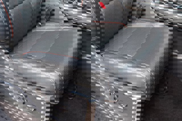 Certified 2022 Ford F150 Lariat w/ Equipment Group 502A High image 13