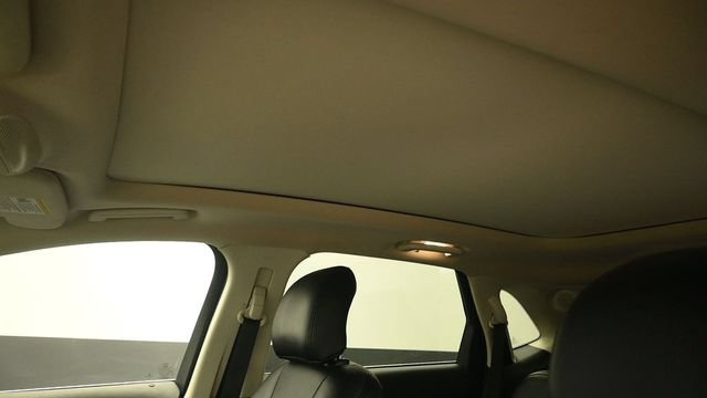 Certified 2019 Ford Edge Titanium w/ Cold Weather Package AWD/4WD image 23