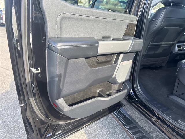 Certified 2024 Ford F250 Lariat w/ Lariat Ultimate Package image 15