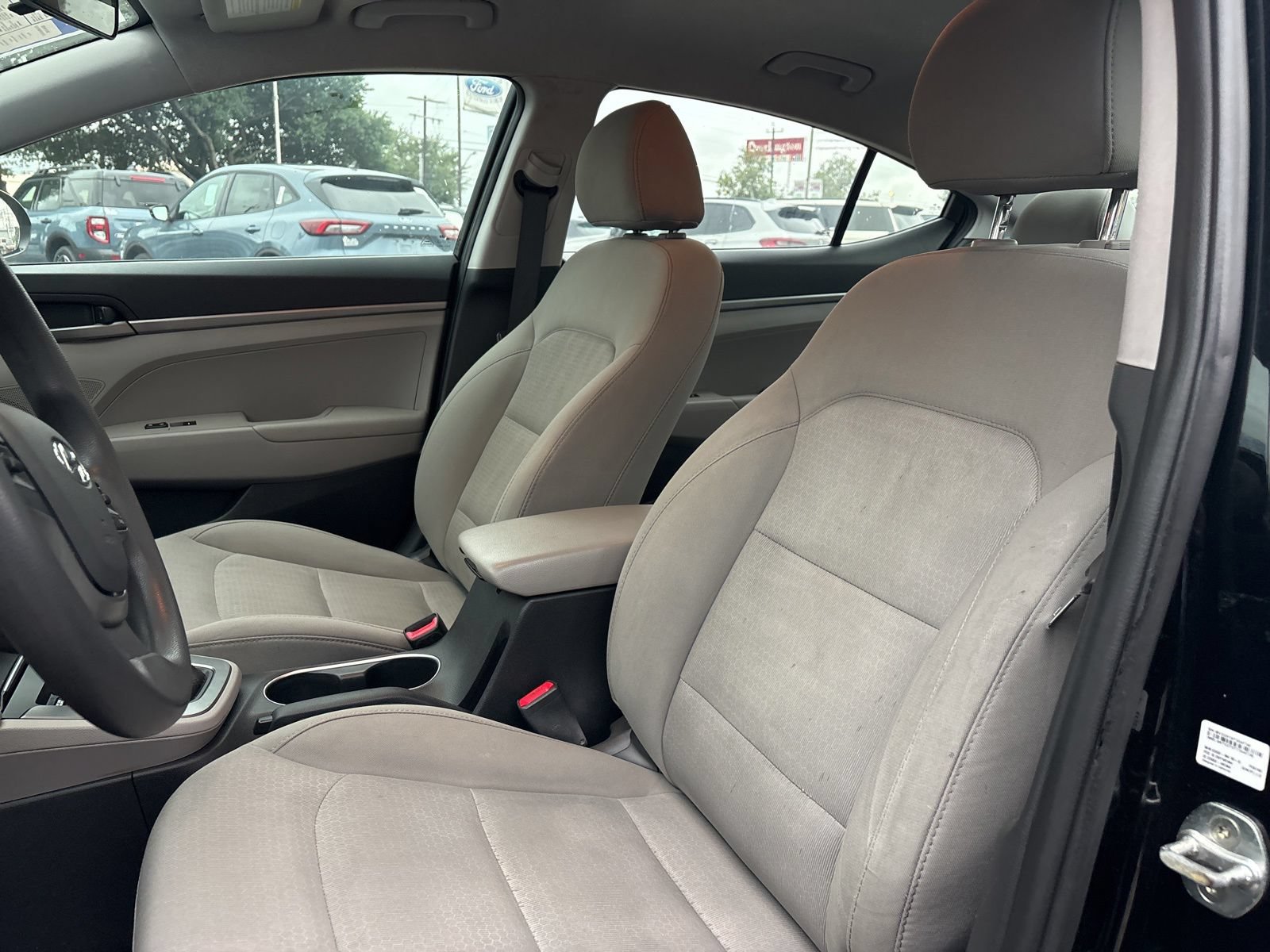 Used 2017 Hyundai Elantra SE FWD image 13