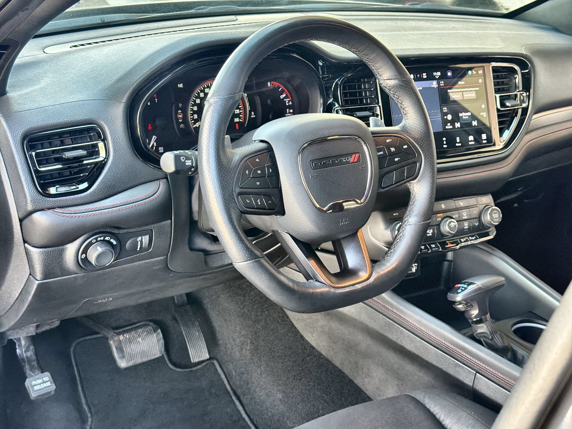 Used 2025 Dodge Durango GT AWD/4WD image 14