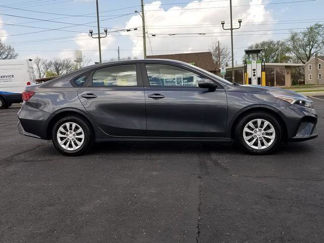 Used 2023 Kia Forte LX FWD image 2