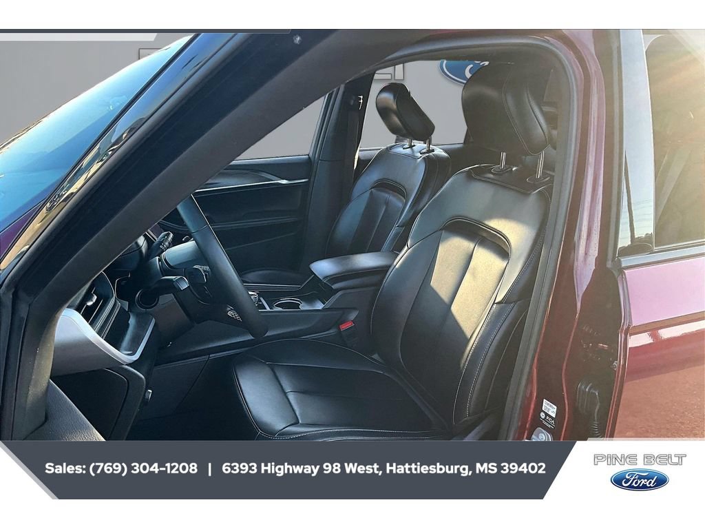 Used 2025 Jeep Grand Cherokee Limited w/ Black Appearance Package AWD/4WD image 19