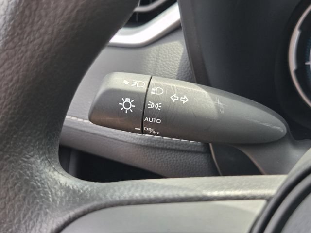 Used 2025 Toyota RAV4 XLE AWD/4WD image 31