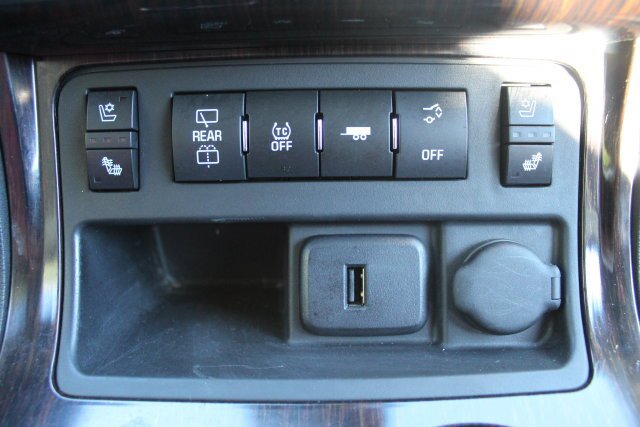 Used 2017 Chevrolet Traverse Premier AWD/4WD image 38