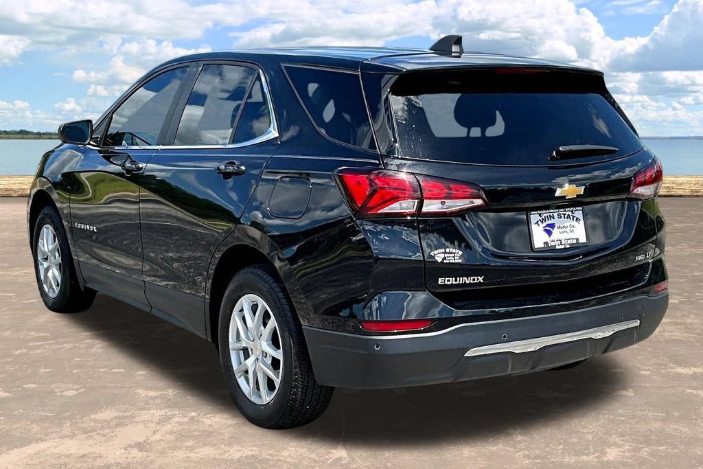 Used 2024 Chevrolet Equinox LT AWD/4WD image 5