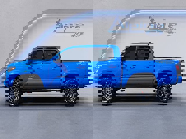 Used 2020 Toyota Tacoma TRD Sport w/ Technology Package AWD/4WD image 2