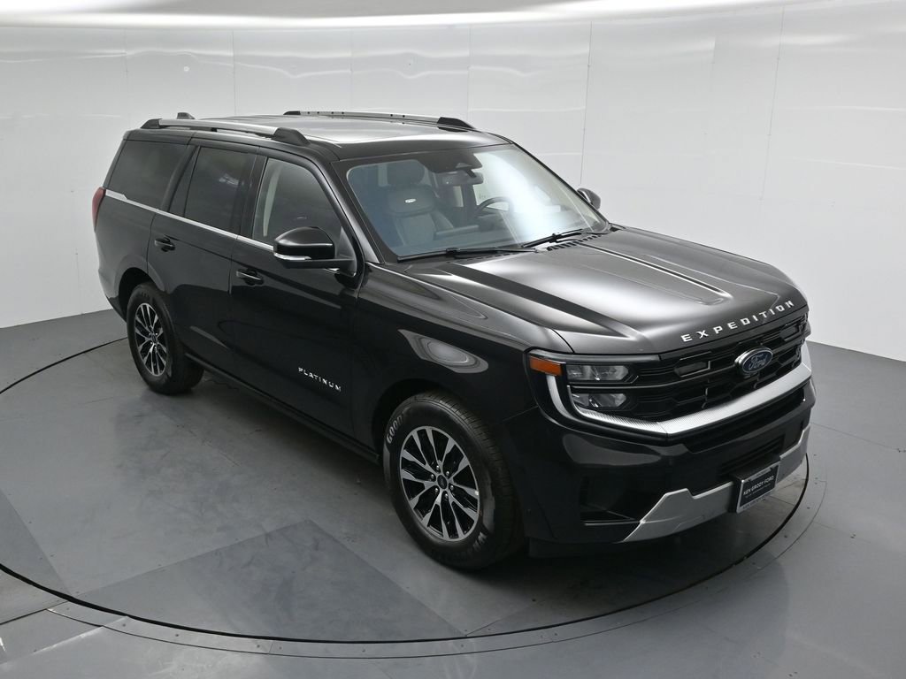 Certified 2025 Ford Expedition Platinum image 38