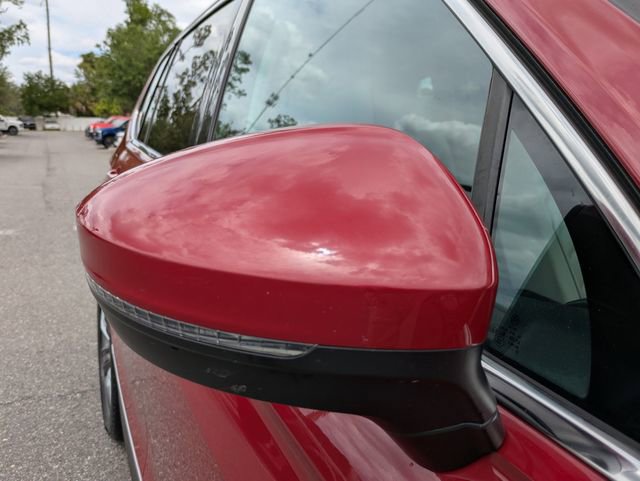 Used 2019 Volkswagen Tiguan SEL Premium image 11