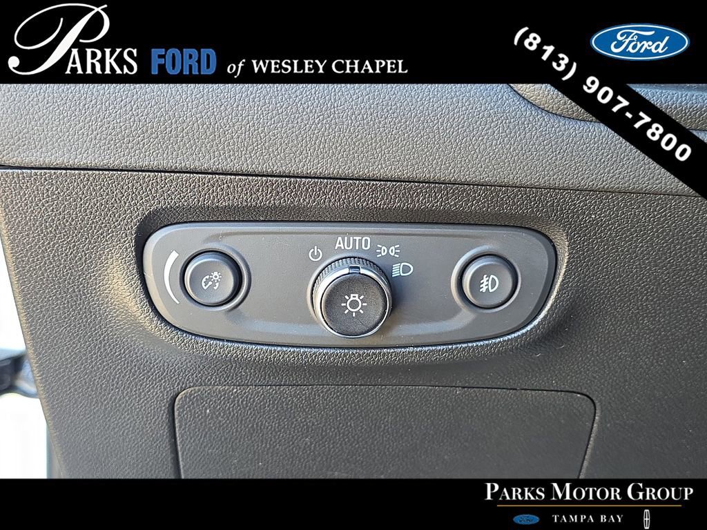 Used 2022 Buick Encore GX Essence w/ Advanced Technology Package image 28