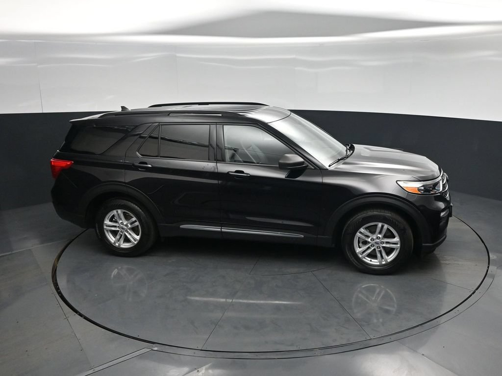Certified 2023 Ford Explorer XLT w/ Equipment Group 202A RWD image 49