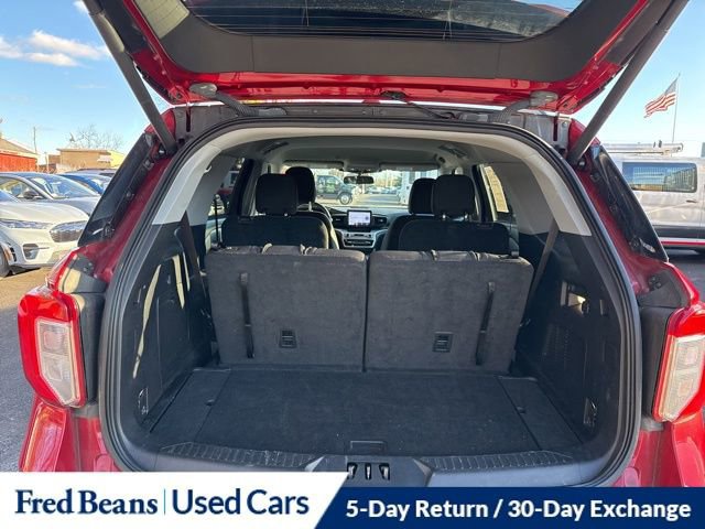 Certified 2022 Ford Explorer XLT w/ Class IV Trailer Tow Package image 18
