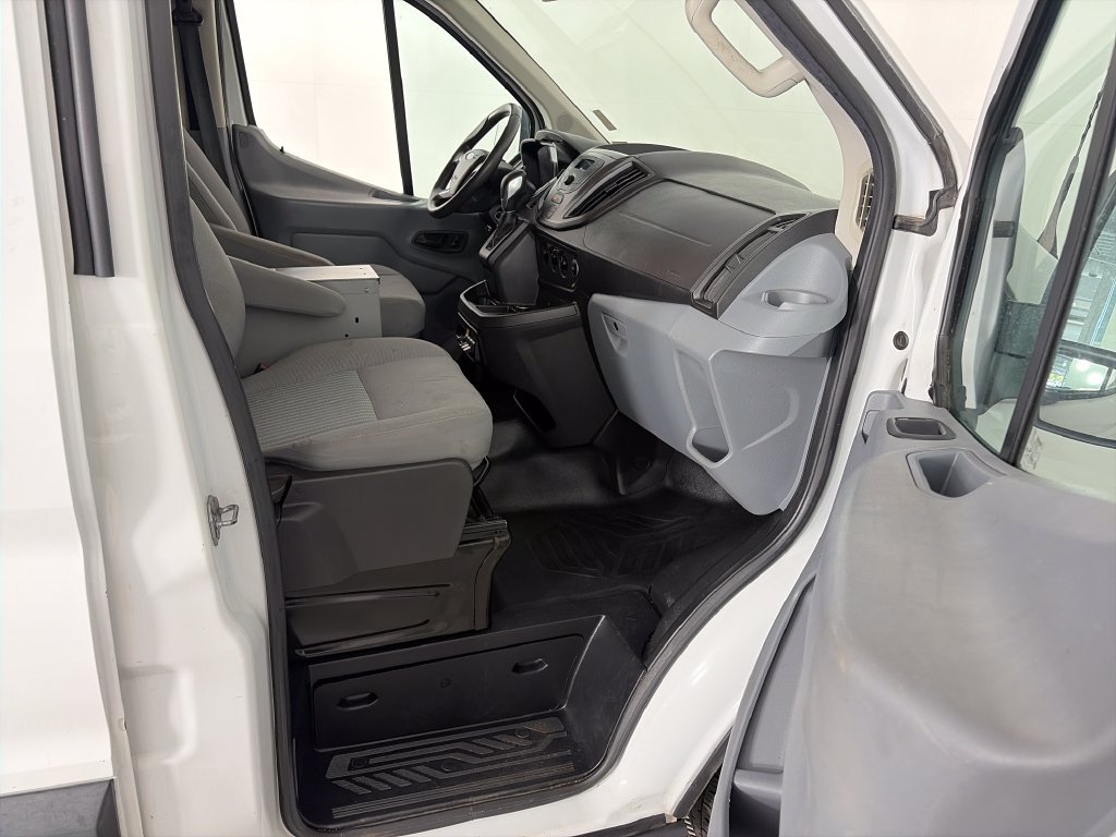 Certified 2018 Ford Transit 350 148 Low Roof RWD image 24