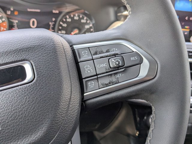 Used 2023 Jeep Compass Limited AWD/4WD image 16