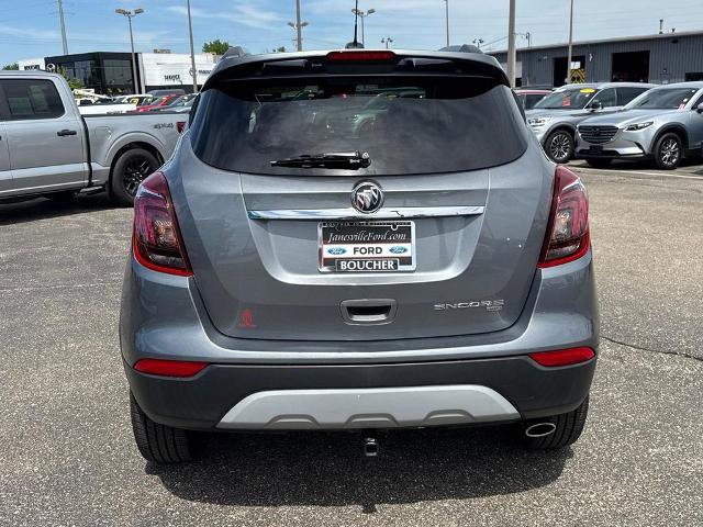 Used 2020 Buick Encore Sport Touring w/ LPO, Active Package AWD/4WD image 4