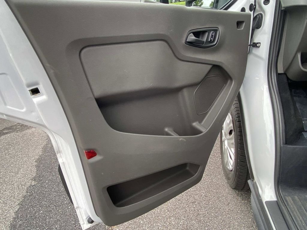 Certified 2024 Ford Transit 350 XLT RWD image 17
