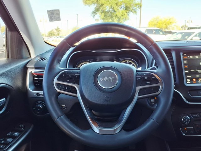 Used 2021 Jeep Cherokee Latitude Lux w/ Comfort/Convenience Group image 19