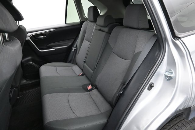 Used 2024 Toyota RAV4 XLE FWD image 26