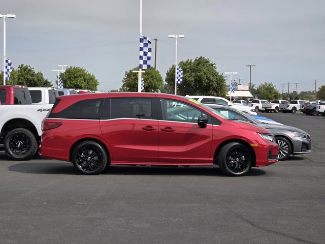 Used 2026 Honda Odyssey Sport-L image 3