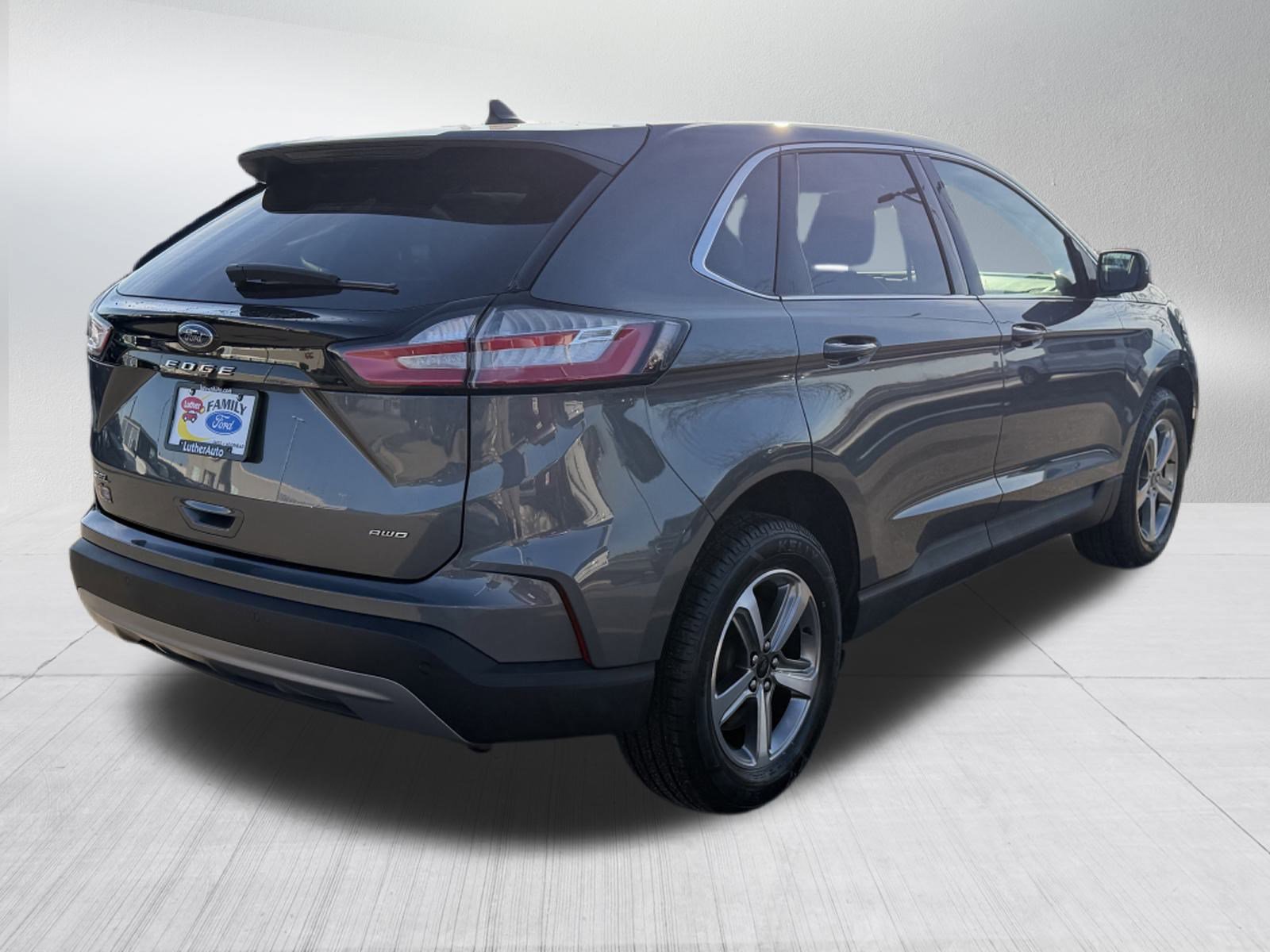 Certified 2024 Ford Edge SEL w/ Convenience Package image 7